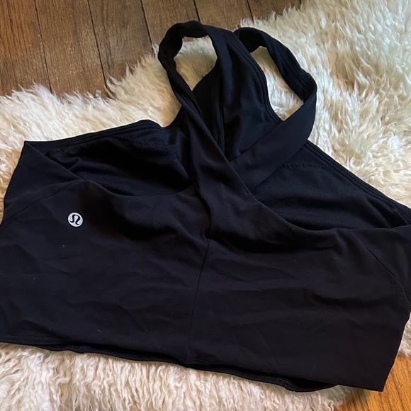 lululemon athletica Other - lululemon athletica Black Cross-Front Bra